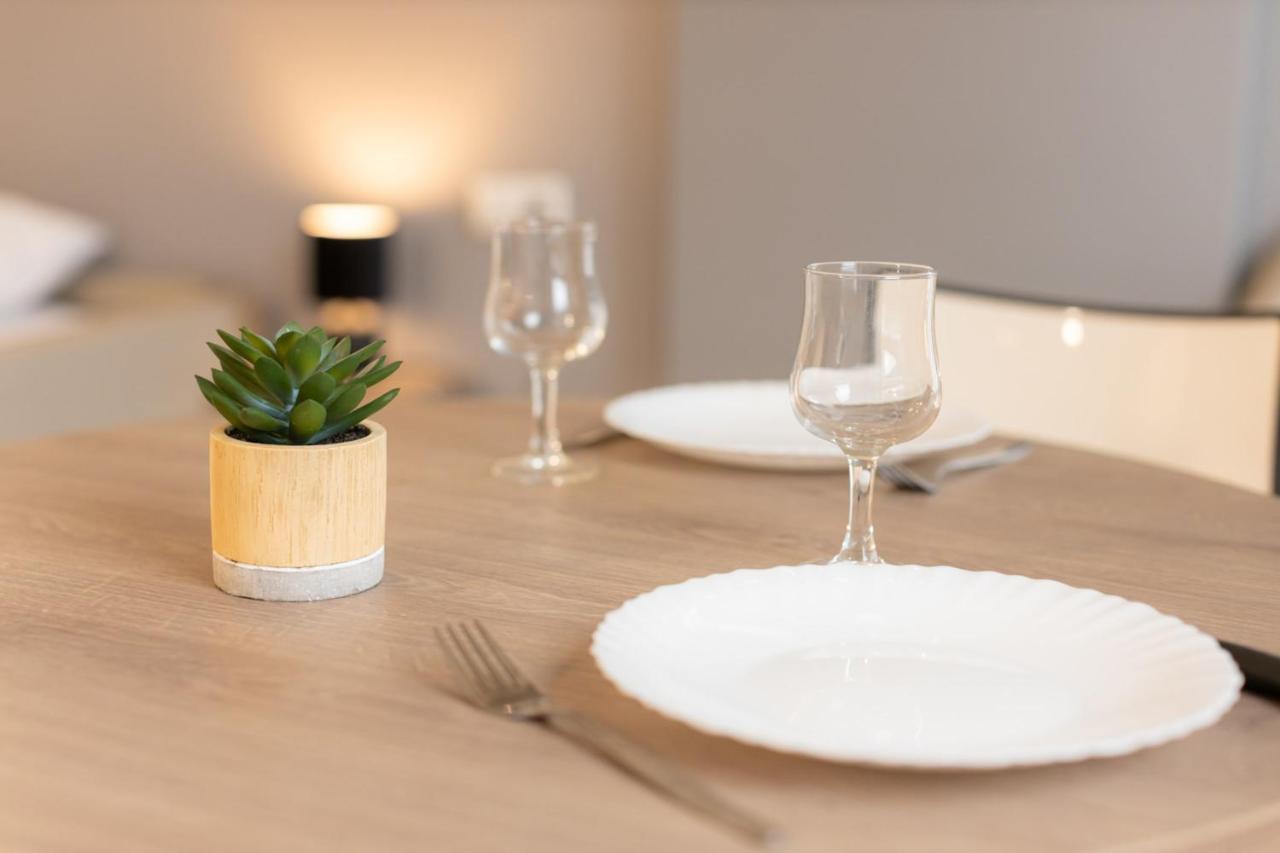 Appartement Modern Chic Immaculate Studio Near City Center Belval à Esch-Sur-Alzette Extérieur photo